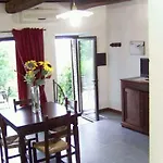 Valdipetrina 3*
