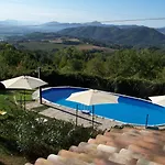 Valdipetrina