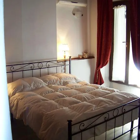 Bed and breakfast Valdipetrina